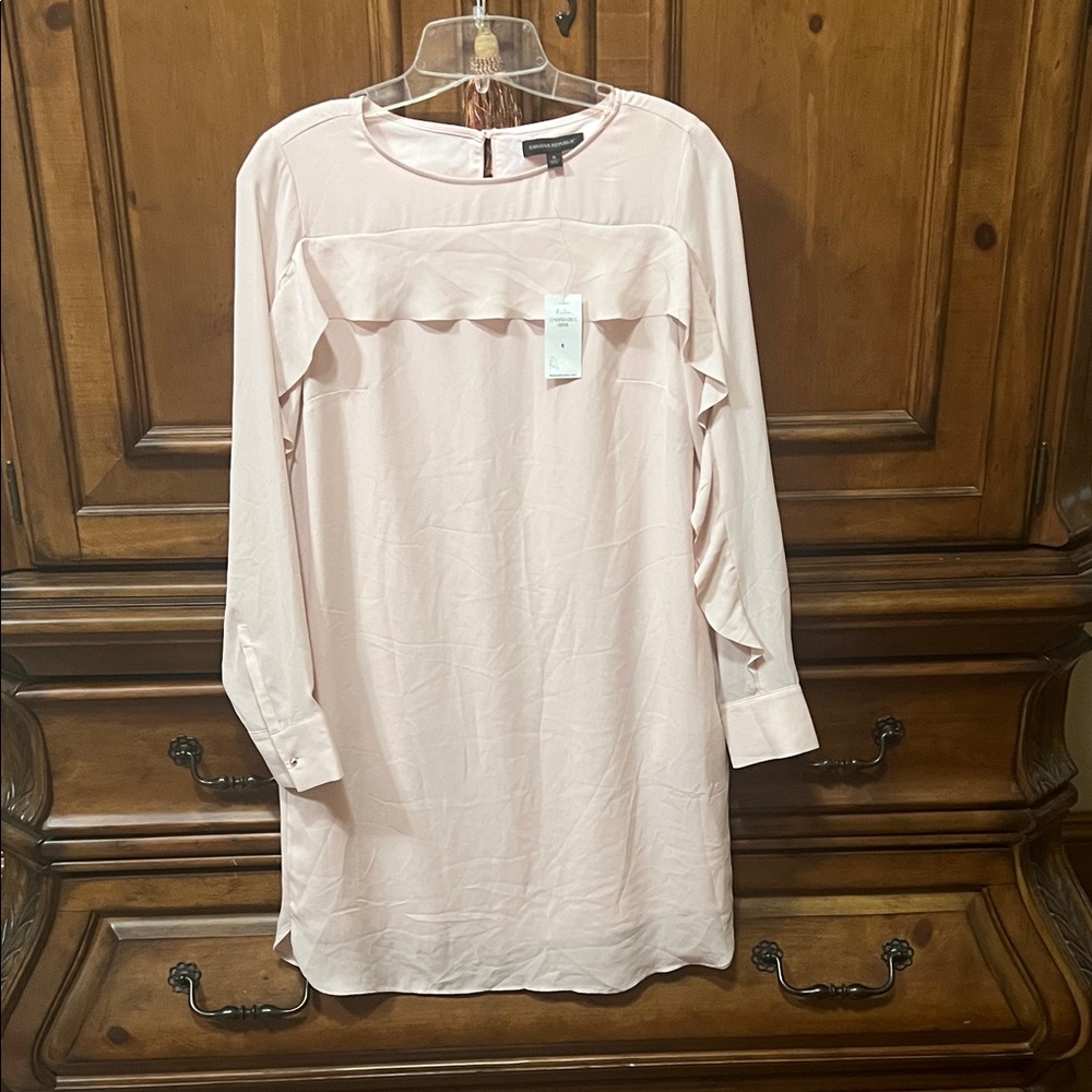 Banana Republic Soft Pink Long Sleeve Dress